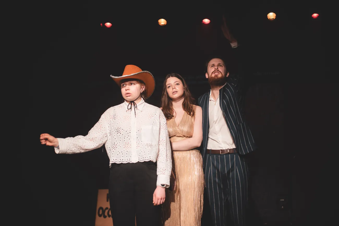 Cours Florent Theater Photograph 3